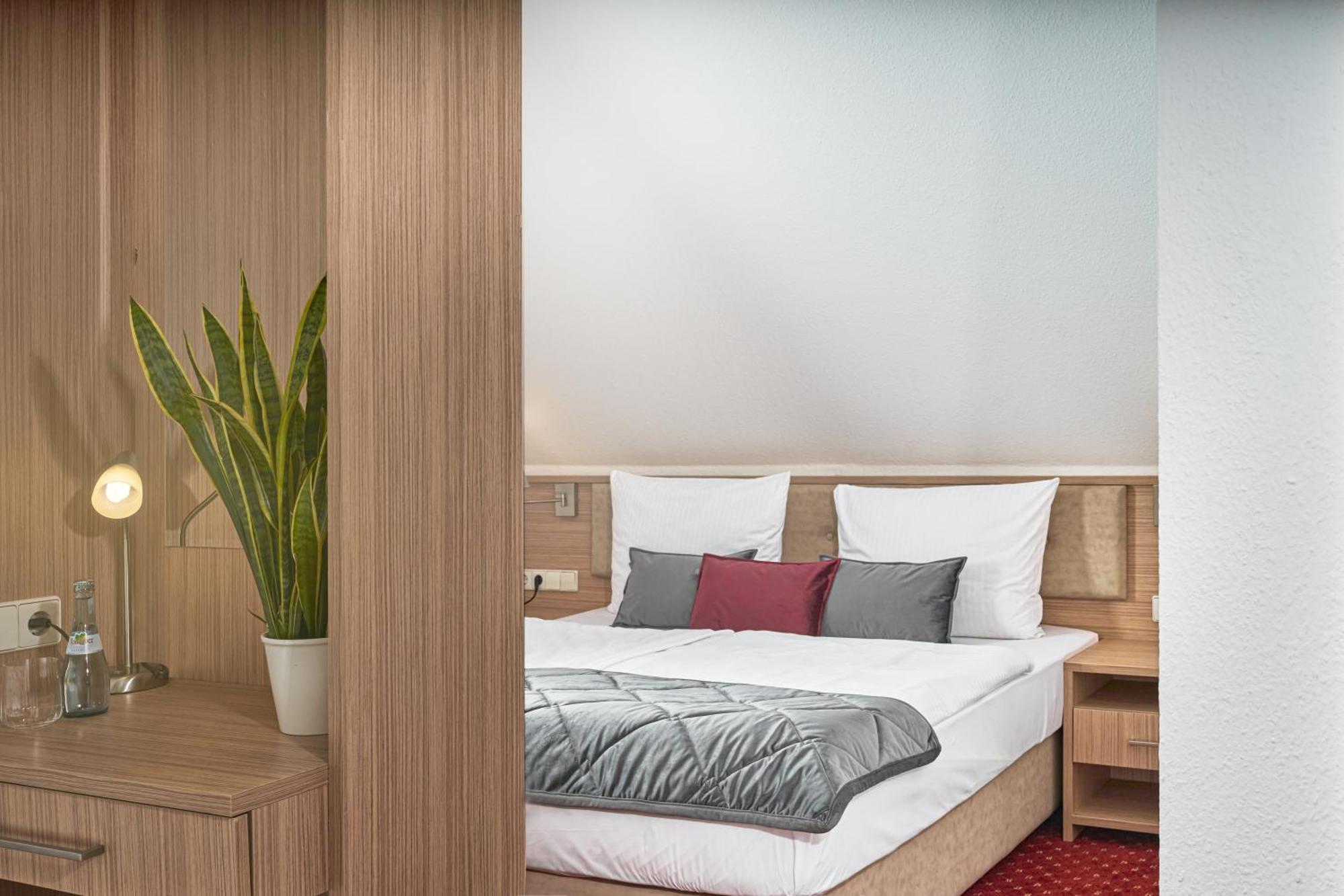 Apart Business Hotel Stuttgart Eksteriør billede